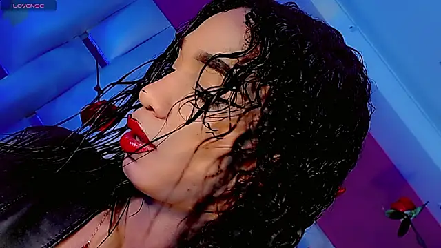 Snapshot of JessiscaWalker chatting on February 19, 9:00 pm JessiscaWalker online show from February 19, 9:00 pm