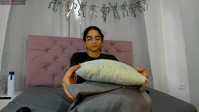 EthanBlackwoodd online show from November 7, 8:09 pm