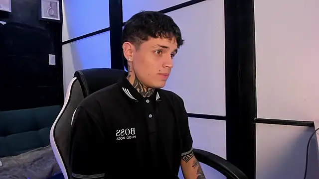 Declan-Fox online show from October 5, 12:14 pm