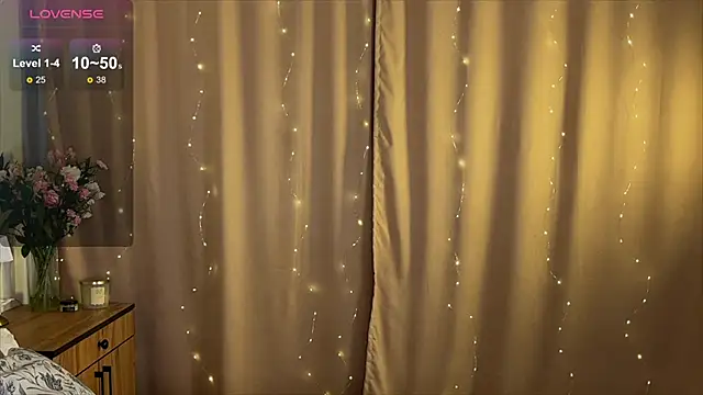 Amelia Ray  online show from December 19, 5:47 am