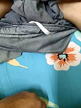 Snapshot of Kunal6782 chatting on February 5, 7:29 pm Kunal6782 online show from February 5, 7:29 pm
