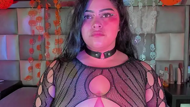 abbiecollins js online show from October 18, 4:37 am