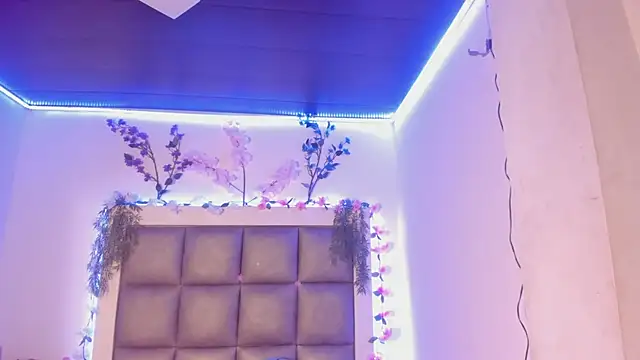 Snapshot of abbiecollins_js chatting on February 26, 4:33 am abbiecollins js online show from February 26, 4:33 am