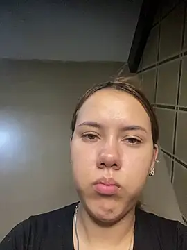 coupleyys online show from February 11, 10:26 pm