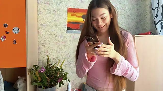 Cuteviola online show from April 15, 1:12 am