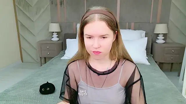 Alida Brice online show from December 5, 5:38 am