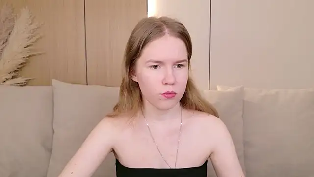 Alida Brice online show from April 14, 5:46 am