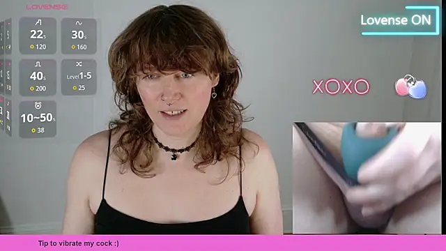 Snapshot of tsellieryder chatting on July 15, 10:48 pm tsellieryder online show from July 15, 10:48 pm