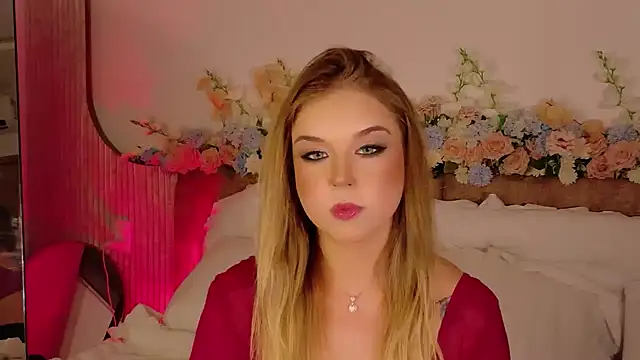 Lilith Bonheur online show from April 16, 8:09 pm