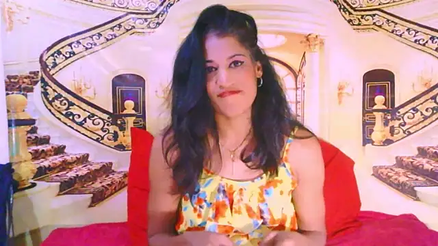 IndianSexcSmyle online show from April 8, 4:29 pm