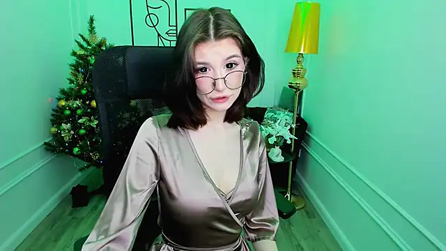 MeLLSawertyq online show from January 11, 7:30 pm