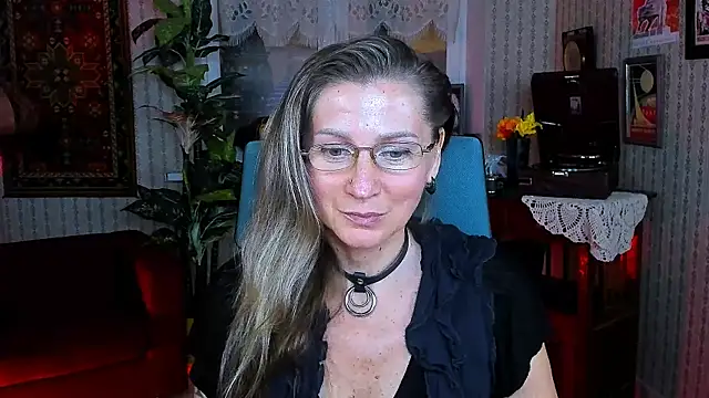 UmaSpace online show from September 14, 1:10 pm