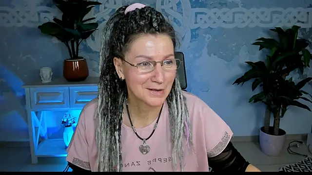 UmaSpace online show from November 3, 6:14 am