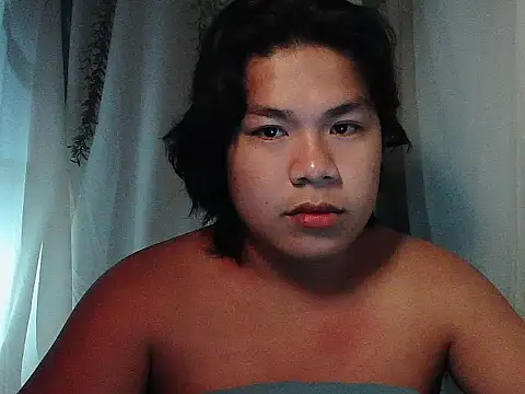 Huntrix2025 online show from December 21, 5:53 pm