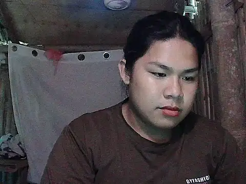 Huntrix2025 online show from April 8, 8:25 am