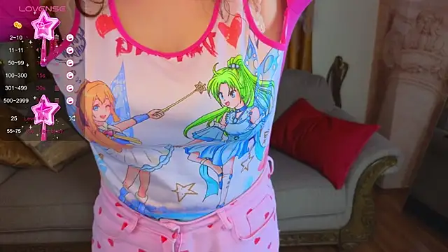 JuicyLullu online show from October 18, 5:43 am