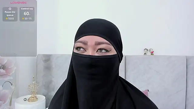 Snapshot of Jadiya_ chatting on October 14, 12:17 pm Jadiya online show from October 14, 12:17 pm