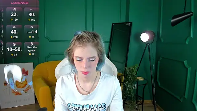 MorgyAsuna  online show from October 15, 1:33 pm