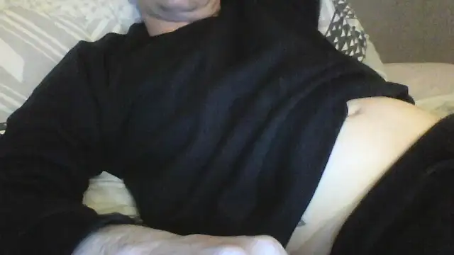 Snapshot of slaveboyrimmer chatting on February 25, 7:34 pm slaveboyrimmer online show from February 25, 7:34 pm