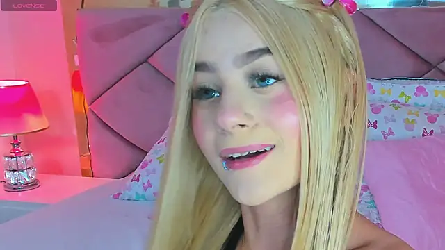 ChloeLaurentt online show from March 31, 1:40 am