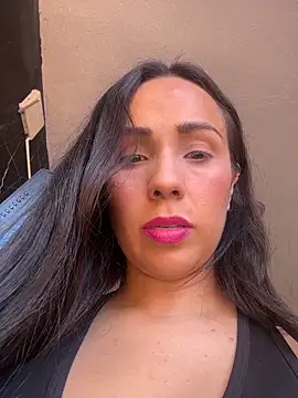 Nicol X online show from February 17, 6:58 pm