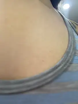 Isabella-Teen online show from February 20, 1:57 am