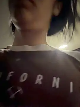 Isabella-Teen online show from April 9, 2:00 am