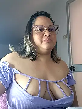 Chiki hot92 online show from October 16, 8:21 pm