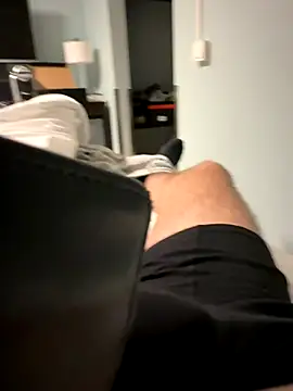 maxh08625 online show from October 2, 8:49 pm