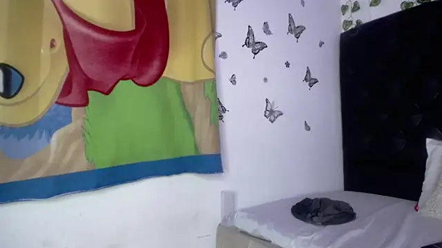 isabel 09 online show from April 5, 12:19 am