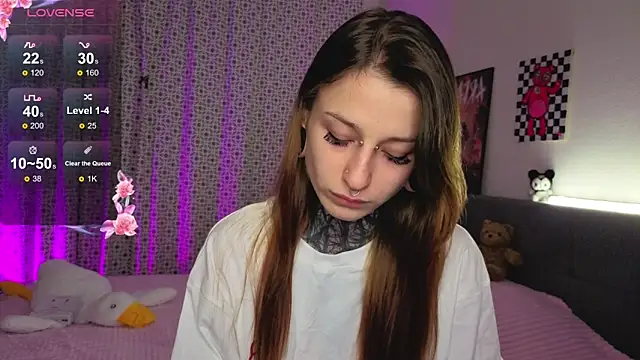 LilithPoison online show from October 18, 6:52 pm