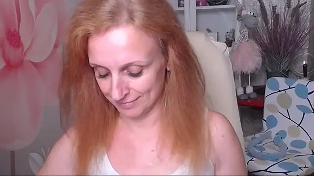 Snapshot of Venus_love1 chatting on June 1, 3:36 pm Venus love1 online show from June 1, 3:36 pm