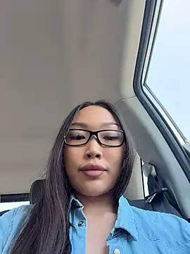 AdriaNochi online show from July 11, 10:18 am