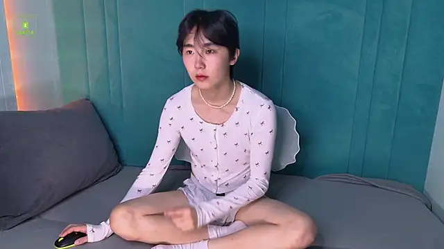 Snapshot of HeejinWang chatting on October 18, 8:42 pm HeejinWang online show from October 18, 8:42 pm