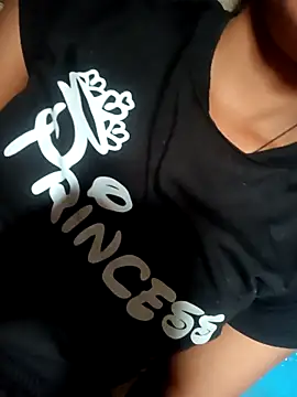 Aaisha-16 online show from April 18, 4:27 am