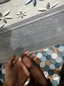 bold guy 1234 online show from September 17, 7:59 pm