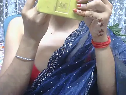 Snapshot of alaviya-19 chatting on October 6, 4:43 am alaviya-19 online show from October 6, 4:43 am