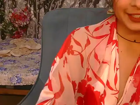 Snapshot of alaviya-19 chatting on October 13, 4:45 am alaviya-19 online show from October 13, 4:45 am