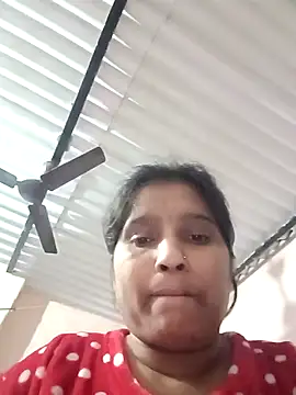 aliya-jaan71 online show from December 15, 6:12 pm