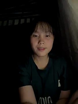 huong-18 online show from November 10, 1:43 pm