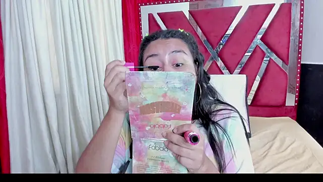 Luna021 1 online show from September 24, 7:28 pm