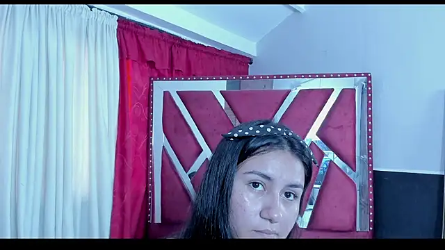 Luna021 1 online show from October 4, 7:45 pm