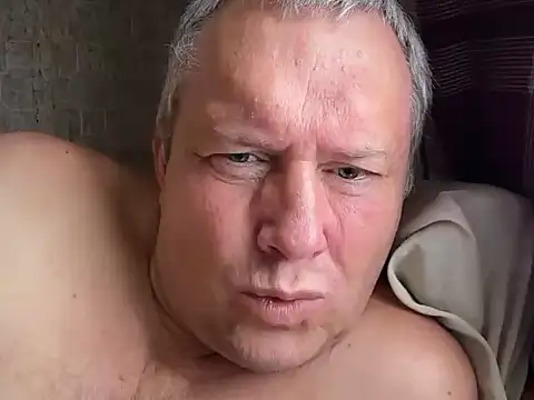 evulis1 online show from September 17, 8:27 am