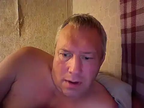 evulis1 online show from September 17, 9:49 pm