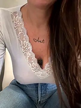 ainaht online show from February 4, 1:28 pm