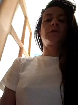 Snapshot of Lauraxxsteen chatting on September 27, 7:57 am Lauraxxsteen online show from September 27, 7:57 am