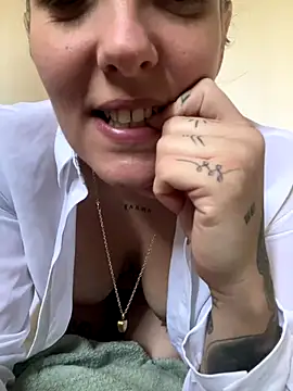 anonyme hot47 online show from November 20, 9:53 am