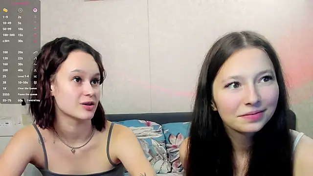 GabrielleLynchard online show from September 23, 7:06 pm