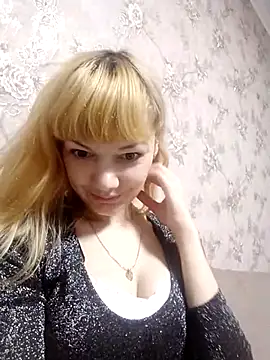 AliceSwan1122 online show from October 26, 9:42 pm