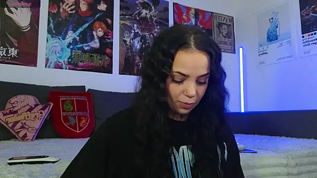 Snapshot of KiraQuinn1 chatting on October 6, 2:36 pm KiraQuinn1 online show from October 6, 2:36 pm